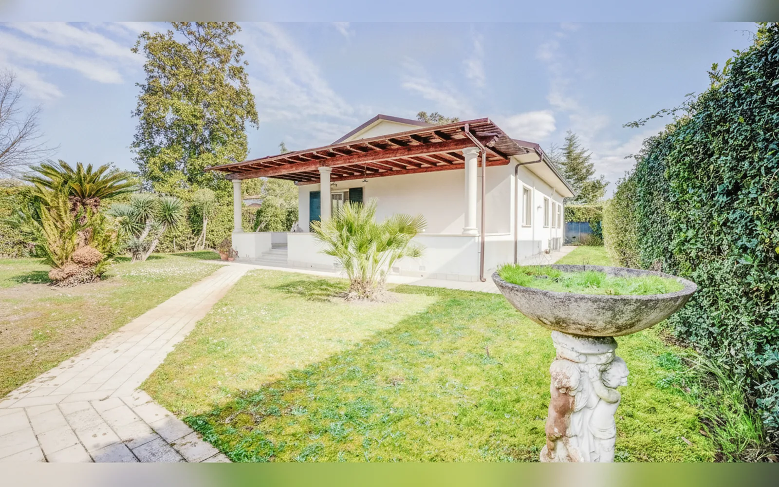 Camera Villa Daniela del Forte · Casa vacanze a Forte dei Marmi, Toscana,  (foto 1)